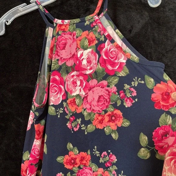 🌺 First love top - Picture 4 of 4